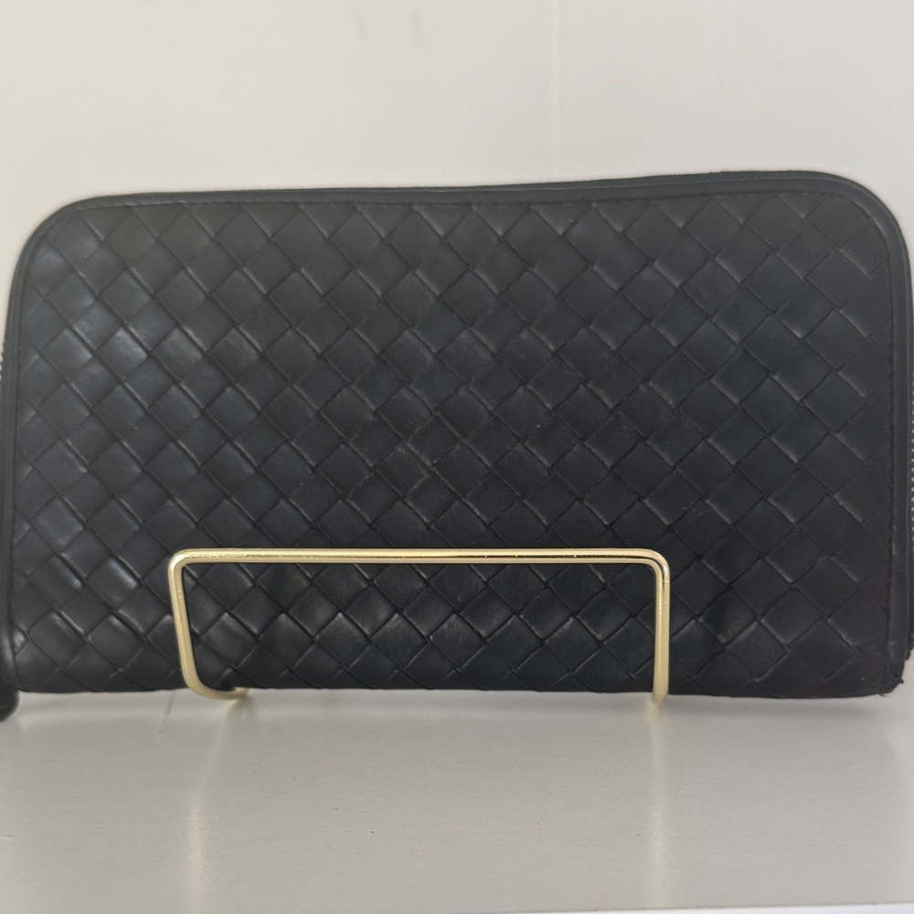 Bottega Veneta Black Zippy Long Wallet Women’s - Picture 2 of 14